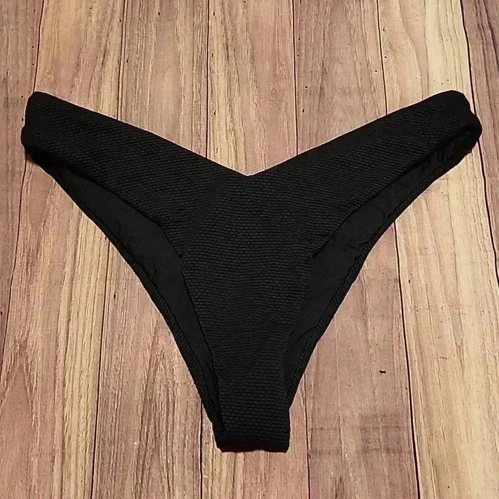 B swim bottoms